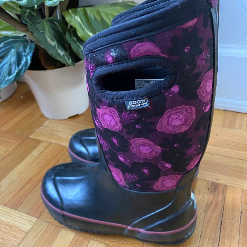 Bogs Kids floral waterproof bucket boots ☔️